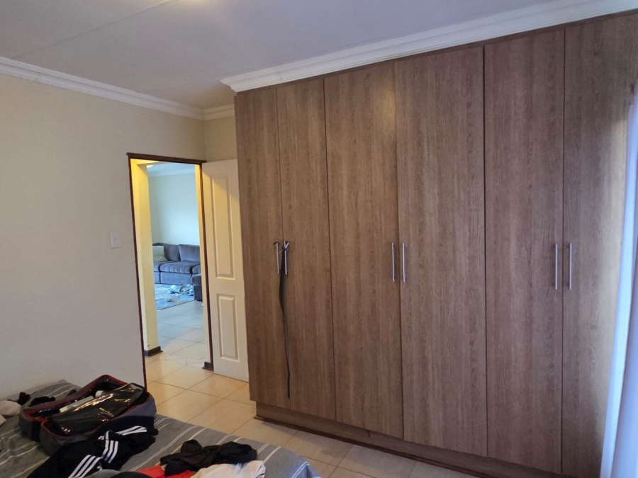 2 Bedroom Property for Sale in Pellissier Free State